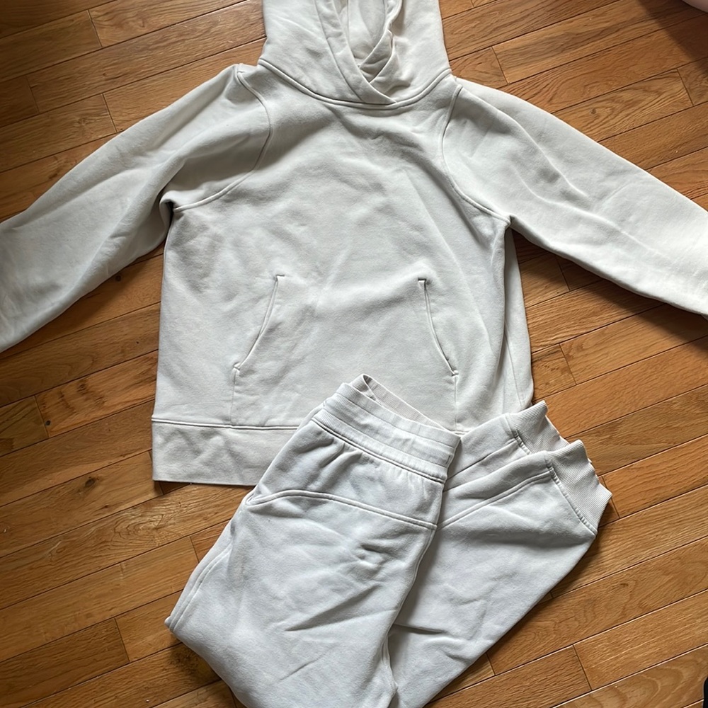Lululemon Scuba Set